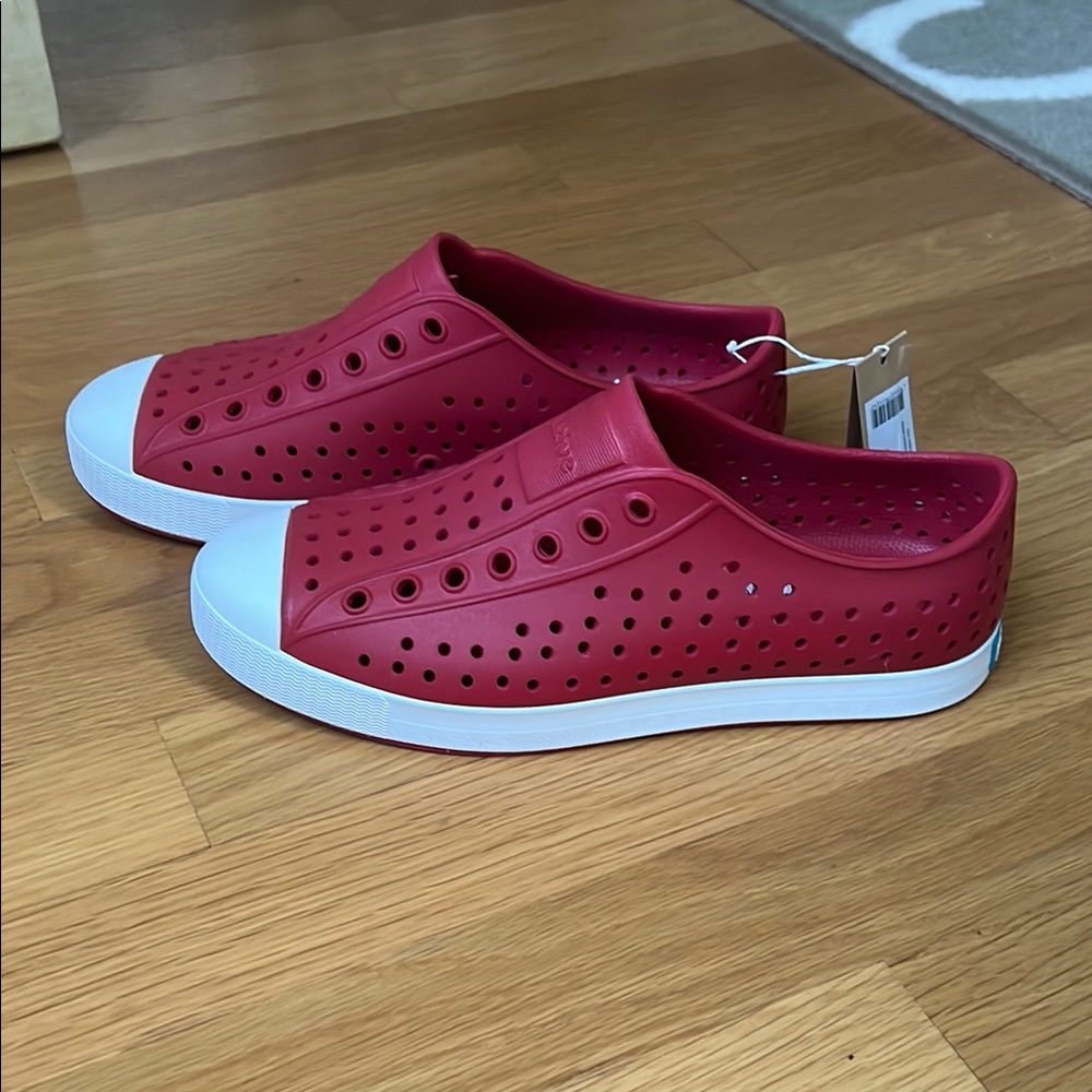 Native Shoes Big Kid Jefferson Red Slip-On Perforated Sneakers